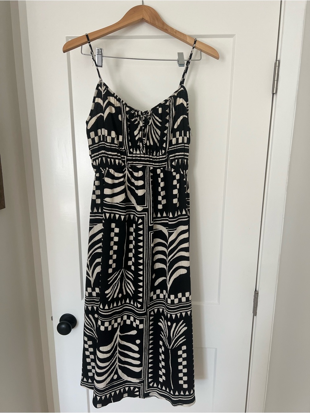 H&M Black and Cream Geometric Midi Dress with Spaghetti Straps